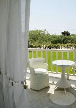 Ninemia Aparthotel
