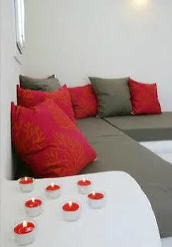 Ninemia Aparthotel 3*